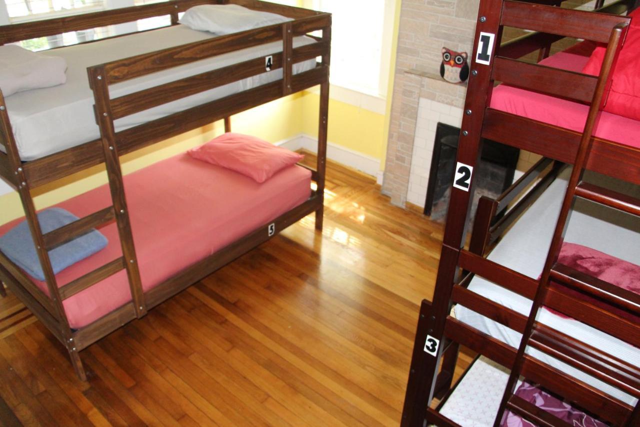 _6_ Bed | _2_ Bath | __na__ sqft In Male or Female Dormitory