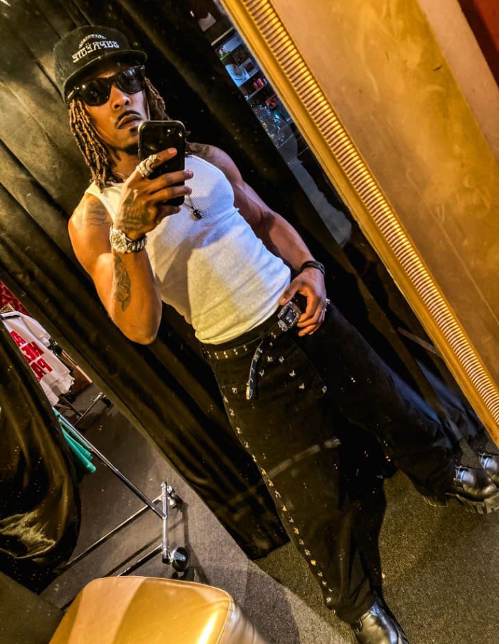 Mikealrxzay Fashion Stylist Designer & Music Artist/Model